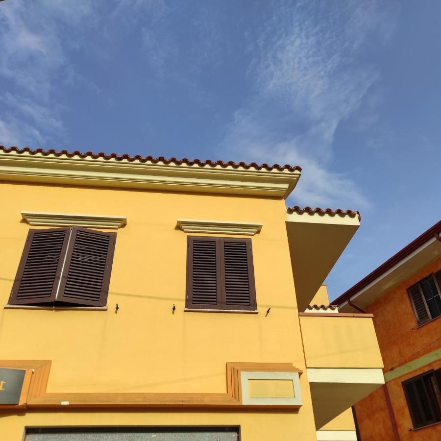 Monolocale Yellow Siniscola Exterior foto